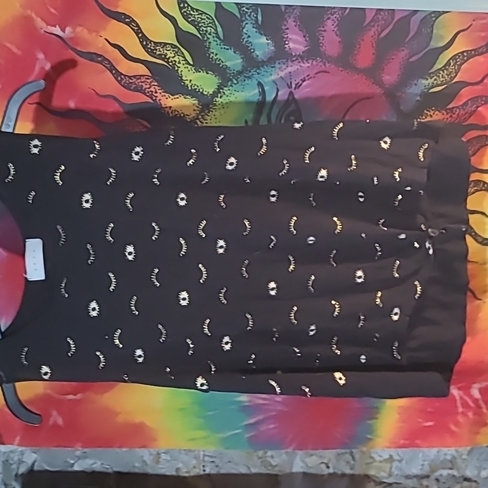 Black decorated tank-top